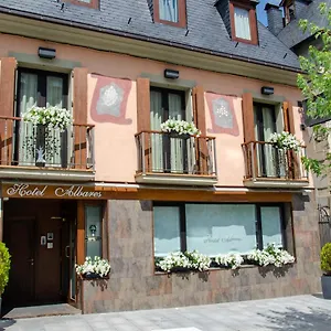 3* Hotel Albares